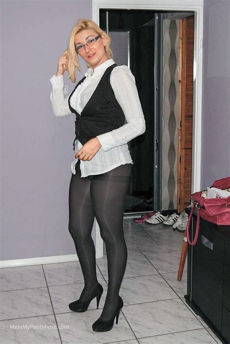 mature women in pantyhose